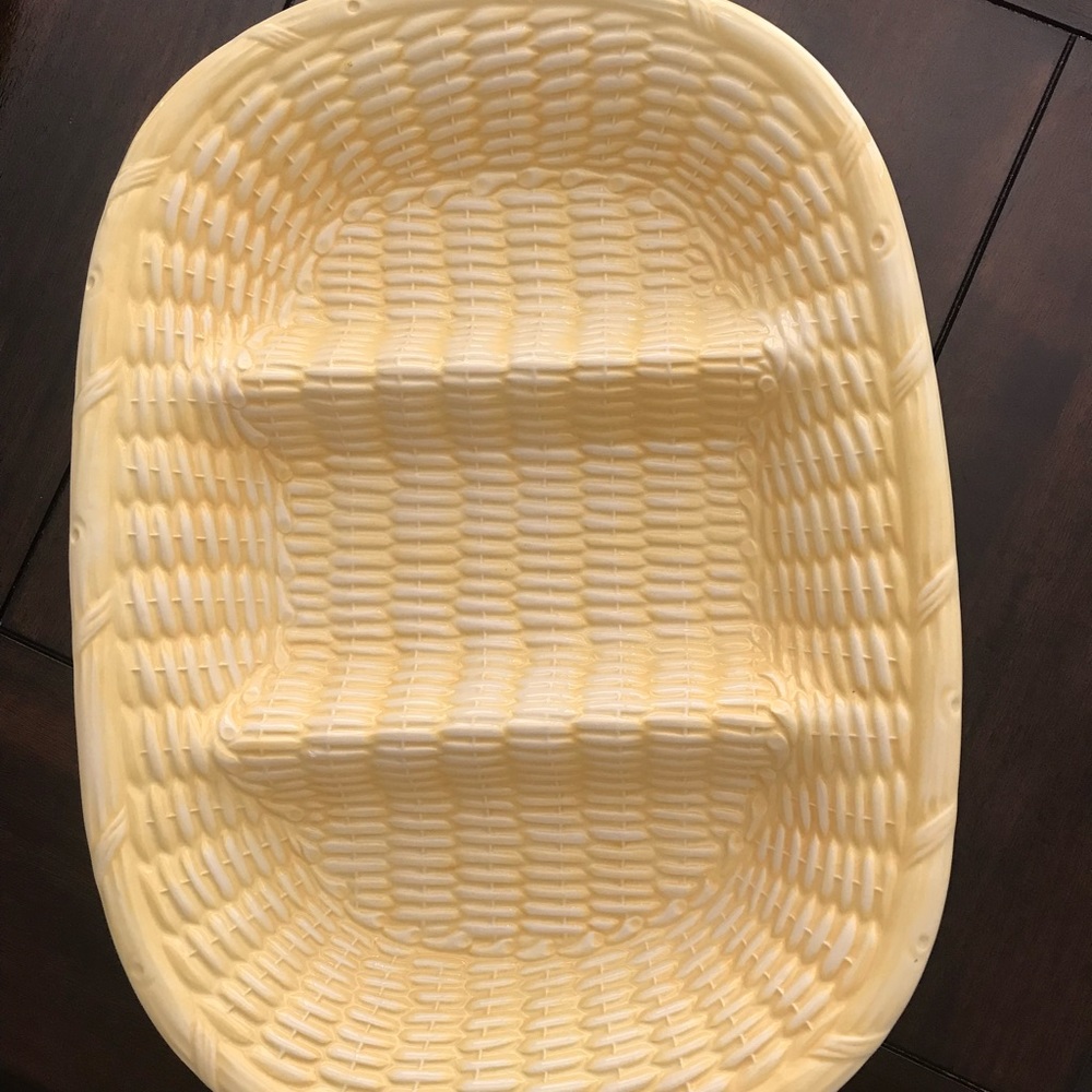 Ceramic serving dishes - Picture 10 of 16